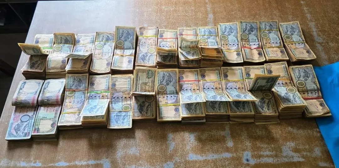 विराटनगरमा १४ लाख ५० हजार अवैध रकमसहित व्यक्ति पक्राउ ।