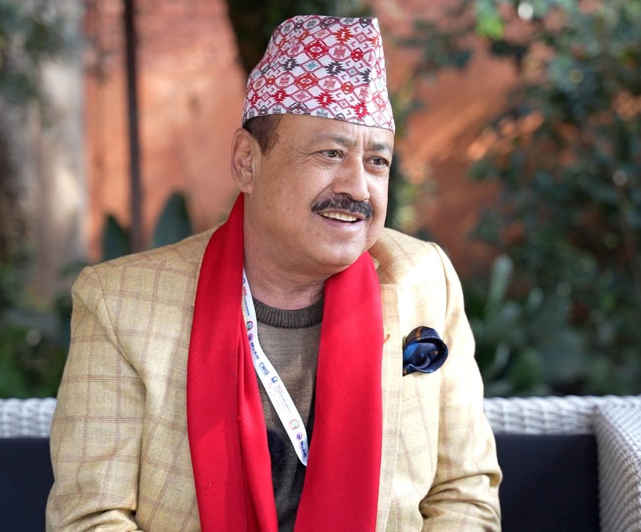 चुनाव नजिकिँदै गर्दा गरिबी घटाउने स्पष्ट रोडम्याप माग्न मेयर हमालको अपिल ।